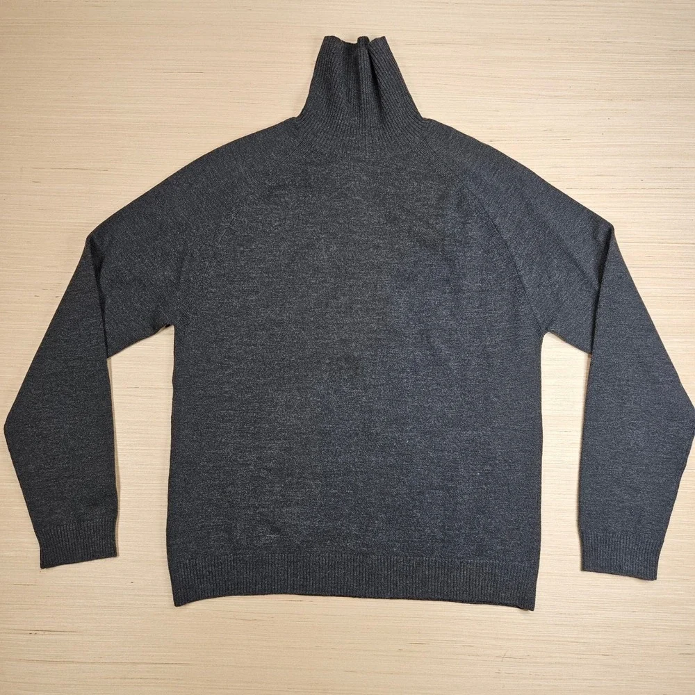 Banana Republic Stretch Wool Blend Turtleneck Sweater Mens M Gray 247497